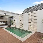 Navaya Villa By Kozystay - Seminyak